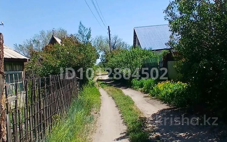 Отдельный дом · 1 комната · 40 м² · 6 сот., Восточный правый 2775 за 5 млн ₸ в Семее — фото 2