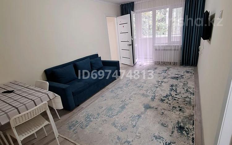 2-комнатная квартира · 50 м² · 2/5 этаж, Валиханова 24 — Маметова за 1 500 〒 в Алматы, Медеуский р-н — фото 2