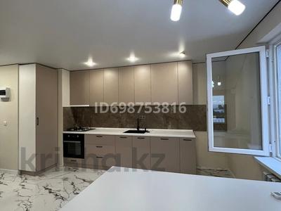 3-бөлмелі пәтер, 80 м², 5/10 қабат, мкр Аккент, мкр. Аккент, бағасы: 39 млн 〒 в Алматы, Алатауский р-н