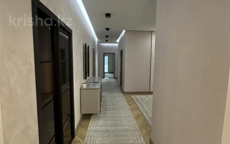 4-комнатная квартира · 140 м² · 7/12 этаж, Просп. Кунаева 81 за 600 000 ₸ в Шымкенте, Аль-Фарабийский р-н — фото 3