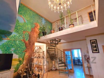 5-комнатная квартира · 270 м² · 5/6 этаж, Ходжанова 10 за 300 млн 〒 в Алматы, Бостандыкский р-н