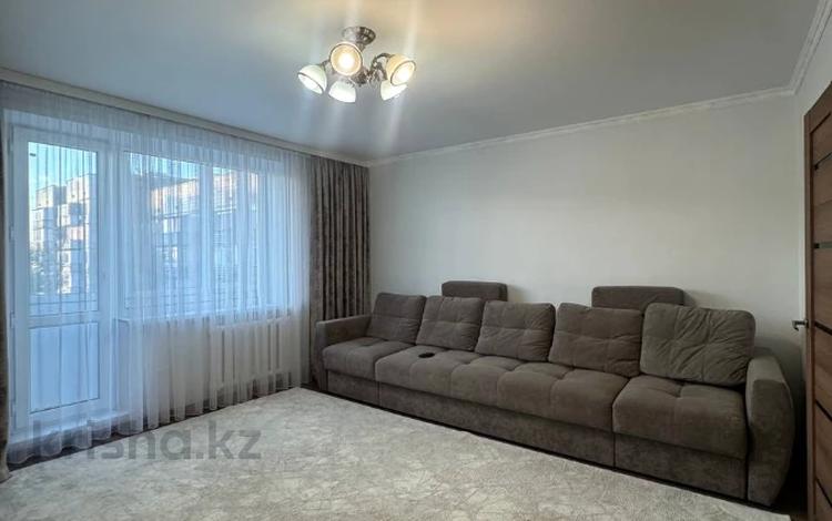 3-бөлмелі пәтер · 65.6 м² · 8/9 қабат, 27-шағынаудан, Язева 10, бағасы: 26 млн ₸ в Караганде, Казыбек би р-н — фото 3