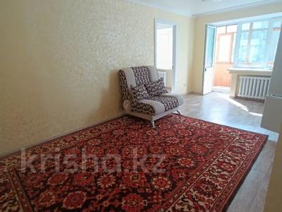 2-комнатная квартира, 43 м², 2/5 этаж, Кабанбай батыра 105 за 18.5 млн 〒 в Усть-Каменогорске