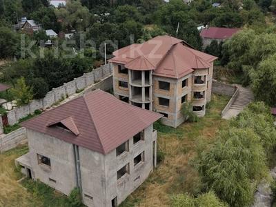 Отдельный дом · 10 комнат · 1280 м² · 35 сот., Райымбек батыра 24 за 255 млн ₸ в Алматинской обл., Талгарский р-н