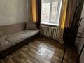 2-комнатная квартира · 32 м² · 1/5 этаж, Майкудук, 12й микрорайон 44 — Ресторан «Абиба» , супермаркет Аян за 10 000 ₸ в Караганде, Алихана Бокейханова р-н — фото 2