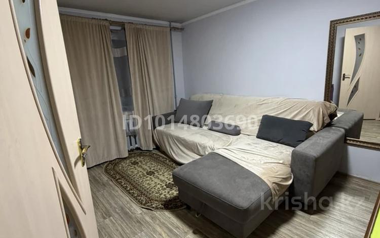 1-комнатная квартира · 36 м² · 4/4 этаж, мкр Коктем-1 64 за 15 000 ₸ в Алматы, Бостандыкский р-н — фото 8