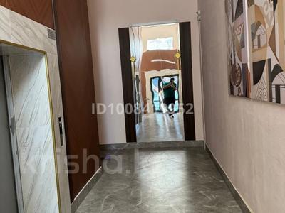 2-комнатная квартира · 90 м² · 10/10 этаж, мкр. Алтын орда, Санкибай батыра 40в — Капитал Плаза за 300 000 〒 в Актобе