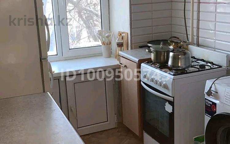 1-комнатная квартира · 32 м² · 3/5 этаж, мкр 8, Гришина 72/1 — Университета баишевп за 11 млн ₸ в Актобе — фото 2