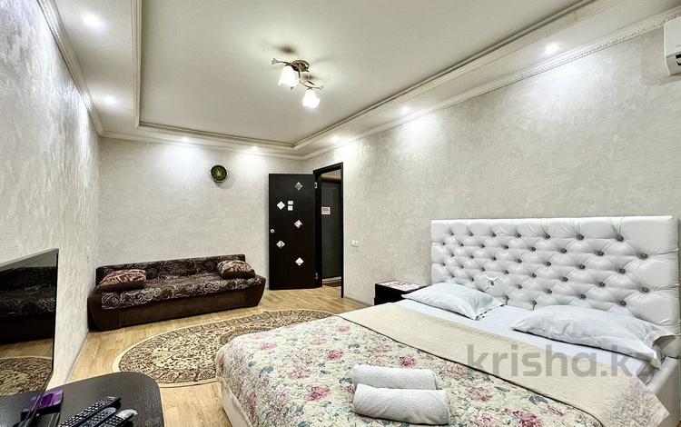 1-комнатная квартира, 35 м², 2/5 этаж посуточно, Интернациональная улица 34 за 13 000 〒 в Петропавловске — фото 21
