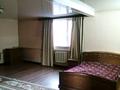 2-комнатный дом помесячно, 120 м², 4 сот., Казахстанская — Курманова за 250 000 〒 в Талдыкоргане — фото 10