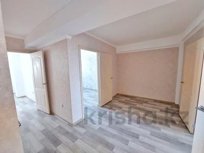 3-комнатная квартира, 70 м², 10/12 этаж помесячно, 9 микрорайон 6 за 100 000 〒 в Талдыкоргане