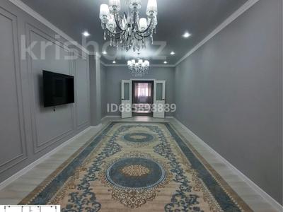 6-бөлмелі пәтер · 240 м² · 7/9 қабат, 17-й мкр 45, бағасы: 101 млн ₸ в Актау