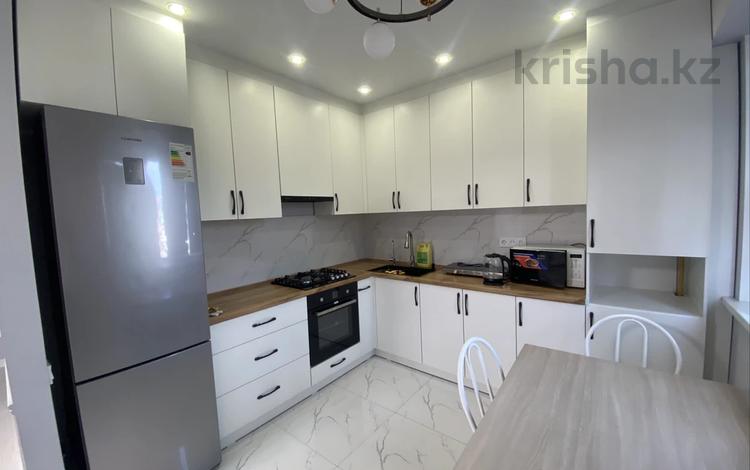 3-бөлмелі пәтер · 64 м² · 8/10 қабат, Шұғыла ш/а., Жунисова 8, 8/1 - 10, 14, 14/1-19, 12, 12/1-9, бағасы: 38.8 млн ₸ в Алматы, Наурызбайский р-н — фото 24