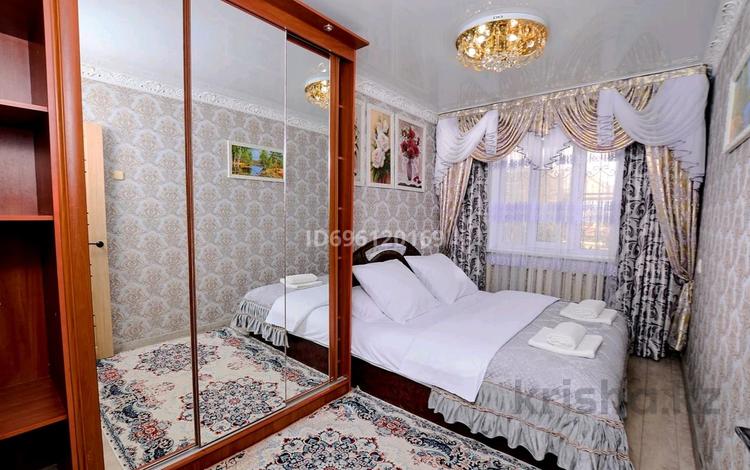 1-комнатная квартира · 49 м² · 1/5 этаж, мкр Юго-Восток, Муканова,29 микрорайон 6/3 — КарУ им.Букетова, Университетская,больница Макажанова, Диацент,Муканова, Степной,Республики,Строителей,Сатыбалдина,рынок Арай за 15 000 ₸ в Караганде, Казыбек би р-н — фото 45