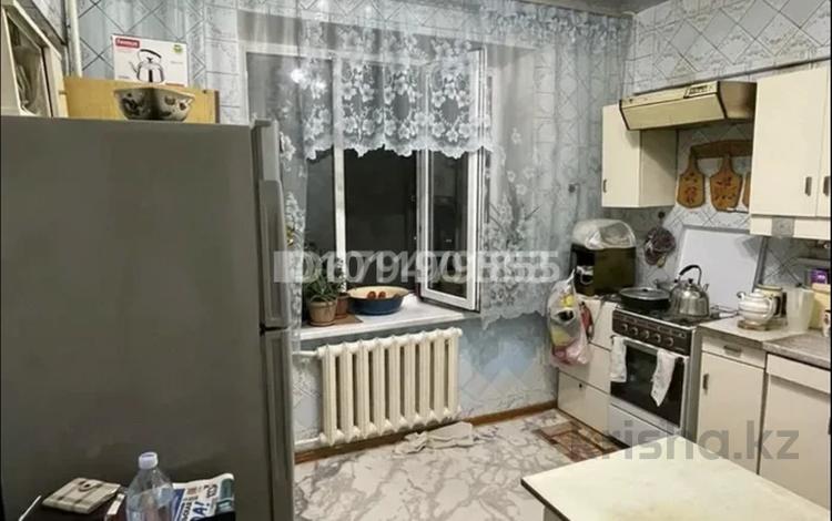 2-бөлмелі пәтер · 53 м² · 3/3 қабат, Дулатова 35, бағасы: 35 млн ₸ в Алматы, Турксибский р-н — фото 2