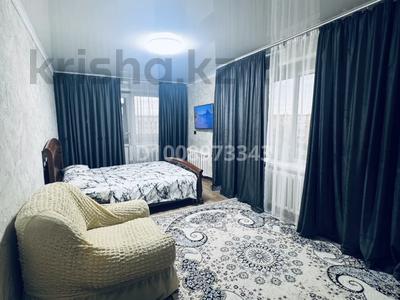 1-бөлмелі пәтер · 40 м² · 4/4 қабат, Агыбай батыра 53а, бағасы: 10 000 ₸ в 