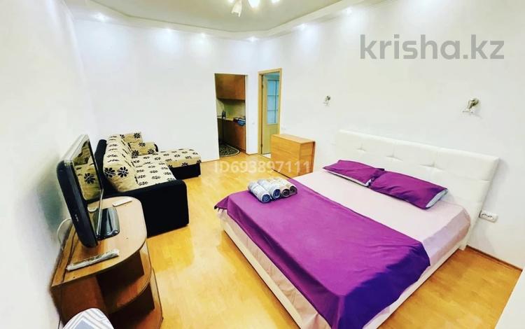 1-бөлмелі пәтер · 48 м² · 9/9 қабат, Сатпаева 79, бағасы: 13 000 〒 в Алматы, Алмалинский р-н — фото 2