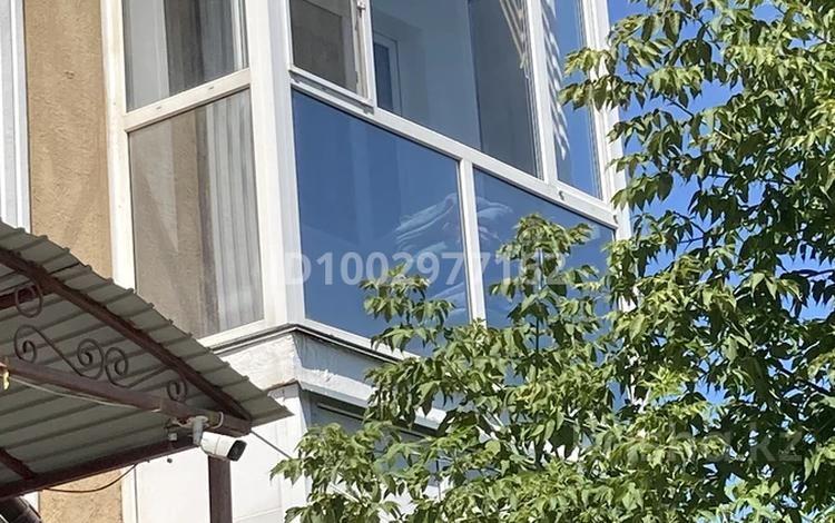 2-бөлмелі пәтер · 60 м² · 2/3 қабат, мкр Юго-Восток, Университетская 78/11 — Панель центр 10, бағасы: 25 млн ₸ в Караганде, Казыбек би р-н — фото 12