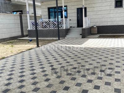 Дом · 7 комнат · 150 м², Сатыбалдиева 77А — Сулейманова за 60 000 ₸ в Таразе