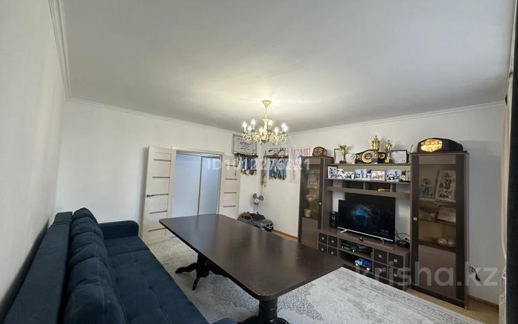 3-бөлмелі пәтер · 85 м² · 5/10 қабат, Дүкенұлы 37/3, бағасы: 35 млн ₸ в Астане, Сарыарка р-н — фото 2