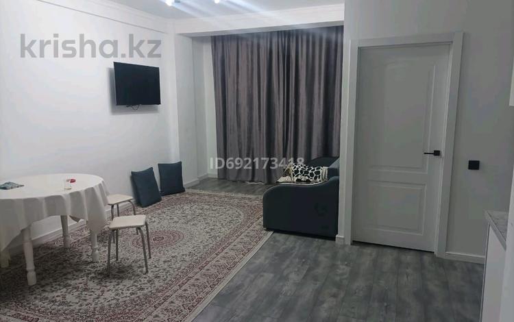 2-комнатная квартира, 40 м², 3/10 этаж помесячно, Тургыт Озала 261