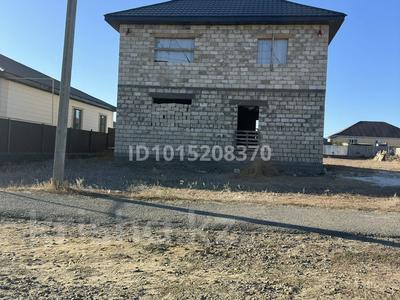 Отдельный дом · 4 комнаты · 200 м² · 10 сот., жилой массив Бауырластар, Бауырластар 2 23 — Остановка школа за 12 млн ₸ в Актобе