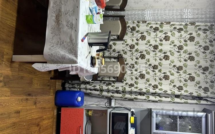 Отдельный дом · 4 комнаты · 100 м² · 9 сот., 20 линия 15 за 15 млн 〒 в Семее — фото 2