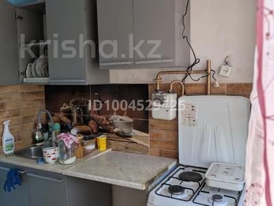 4-комнатная квартира · 75.5 м² · 4/5 этаж, Майкудук, Мкр Восток-2 9 за 18 млн ₸ в Караганде, Алихана Бокейханова р-н
