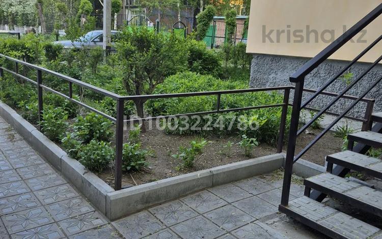 Медцентры и аптеки · 58 м² за 25 млн 〒 в Усть-Каменогорске — фото 2