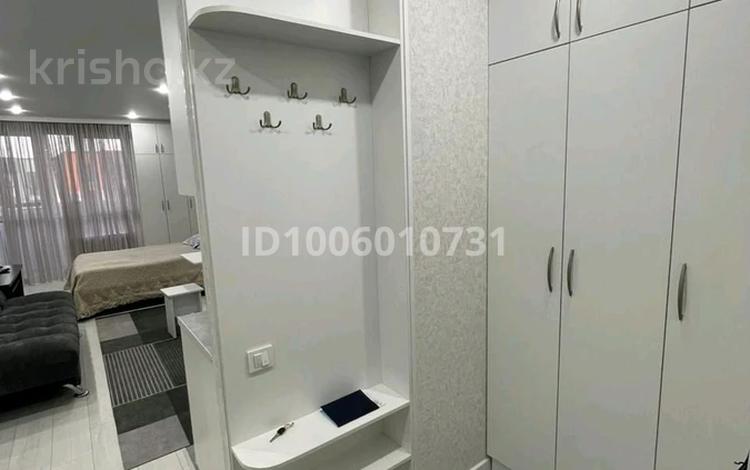 1-бөлмелі пәтер · 32 м² · 8/9 қабат, мкр Шугыла 340/35 — Квартира находиться Молл Апорт, Мед центр,Хан Медикал, Цон ,Акимат, бағасы: 13 000 ₸ в Алматы, Наурызбайский р-н — фото 2