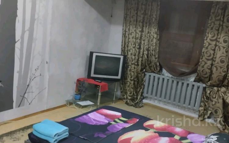 1-комнатная квартира · 36 м² · 5/5 этаж, Казыбек би 142 — 50 лет Октября за 10 000 ₸ в Таразе — фото 8