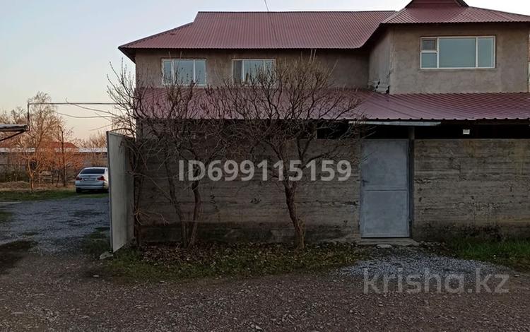 Жеке үй · 4 бөлме · 240 м² · 22 жүзд., М.Маметовой 73, бағасы: 65 млн ₸ в Кордае — фото 57