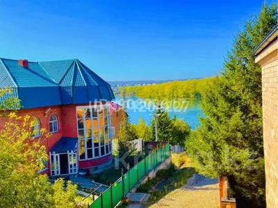 Отдельный дом · 5 комнат · 235 м² · 10 сот., Малдыбаева 26/1 — Ост.Переезд за 180 млн 〒 в Усть-Каменогорске, Ульбинский