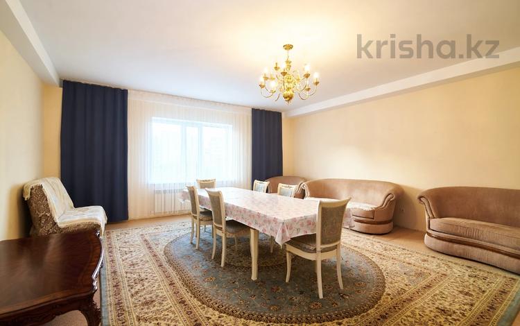 4-комнатная квартира · 317 м² · 3/5 этаж, Бокейхана 10/1 за ~ 120 млн ₸ в Астане, Есильский р-н — фото 6