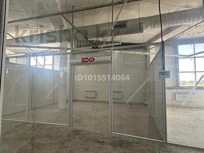 Дүкендер мен бутиктер · 40 м², бағасы: 5.5 млн ₸ в Актобе, мкр. Курмыш