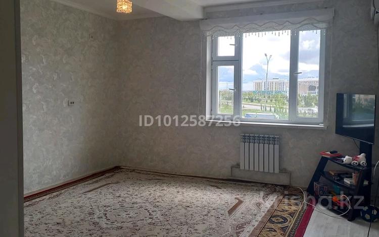2-бөлмелі пәтер · 57 м² · 2/7 қабат, 11- көше 17/1 — Стадионға қарсы. БИЛ мектебіне жақын, бағасы: 18 млн ₸ в Туркестане — фото 4
