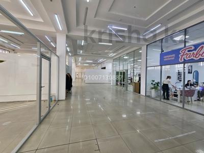 Свободное назначение, офисы, магазины и бутики, склады, салоны красоты, образование, развлечения, кабинеты и рабочие места, студии · 650 м² за 7.8 млн 〒 в Алматы, Наурызбайский р-н