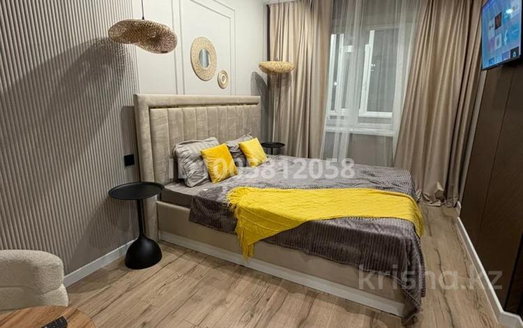 2-комнатная квартира · 100 м², Самал за 20 000 ₸ в Уральске — фото 2