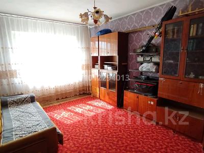 2-бөлмелі пәтер · 52 м² · 4/5 қабат, Водник-3 100, бағасы: 130 000 ₸ в Боралдае (Бурундай), мкр Водник-3