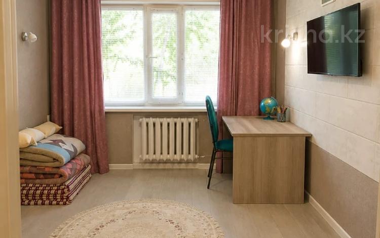2-бөлмелі пәтер · 44 м² · 1/5 қабат, Майкудук, 15й микрорайон, бағасы: 10.5 млн ₸ в Караганде, Алихана Бокейханова р-н — фото 2