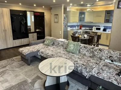 4-комнатная квартира · 77 м² · 5/9 этаж, мкр Юго-Восток, Гапеева 1 за 25.4 млн ₸ в Караганде, Казыбек би р-н