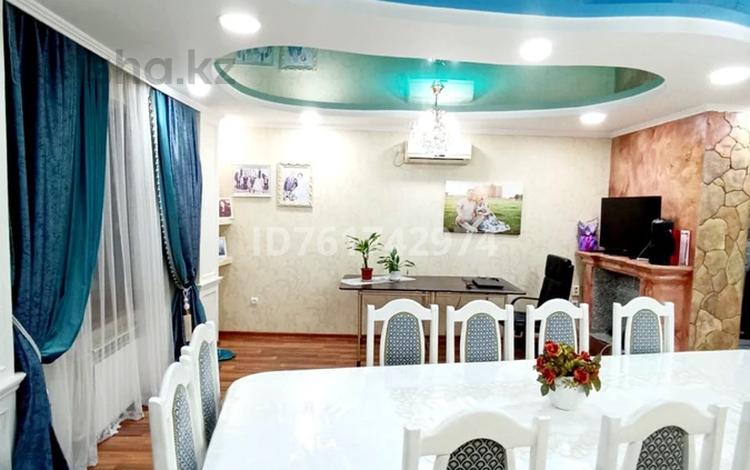 2-комнатная квартира · 93 м² · 2/5 этаж, Мкр Бәйтерек 6 за 28 млн ₸ в Таразе — фото 2
