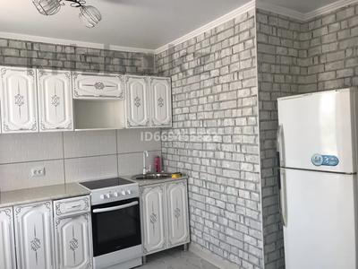 2-бөлмелі пәтер, 50 м², 2/5 қабат тәулігіне, Жидебай батыра 1, бағасы: 10 000 〒 в Балхаше