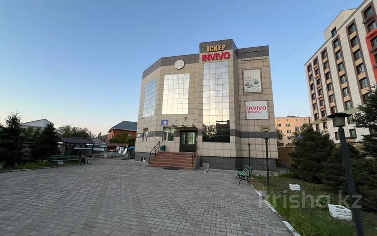 Еркін, кеңселер, қоғамдық тамақтану орны, сұлулық салондары, медорталықтар мен дәріханалар, білім орталықтары, ойын-сауық · 1102 м², бағасы: 550 млн ₸ в Семее — фото 17