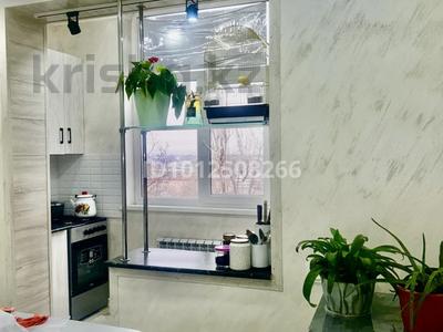 1-комнатная квартира · 37.6 м² · 5/5 этаж, мкр Аса 19 — По улице Санырык батыра за 300 000 ₸ в Таразе