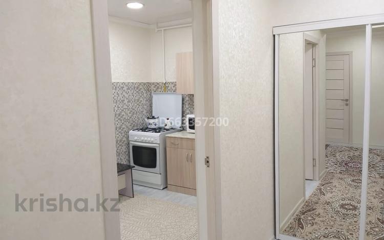 1-бөлмелі пәтер · 40 м² · 1/5 қабат, 15-й мкр 19, бағасы: 160 000 ₸ в Актау — фото 2