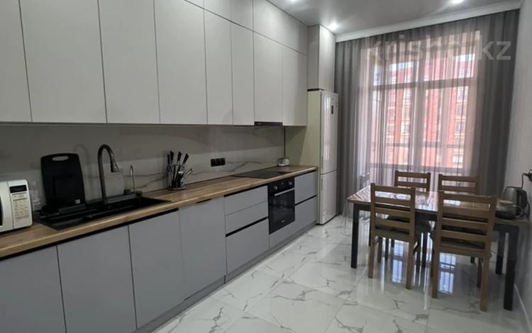 3-комнатная квартира · 90 м² · 7/10 этаж, мкр Юго-Восток, момышулы 15/2 за 49 млн ₸ в Караганде, Казыбек би р-н — фото 2
