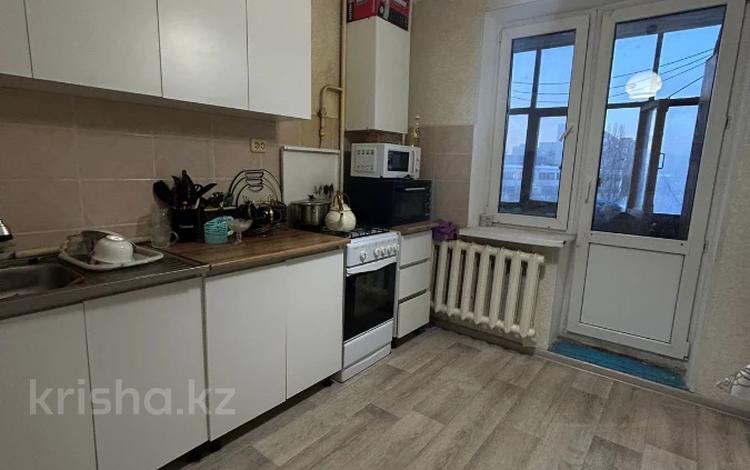 2-бөлмелі пәтер · 55.5 м² · 4/5 қабат, Кунаева, бағасы: 16.5 млн ₸ в Уральске — фото 2