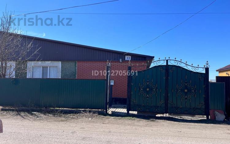 Часть дома · 4 комнаты · 100 м² · 120 сот., мкр 41-й разъезд 33 — Кобланды батыра 33 за 18 млн ₸ в Актобе — фото 2