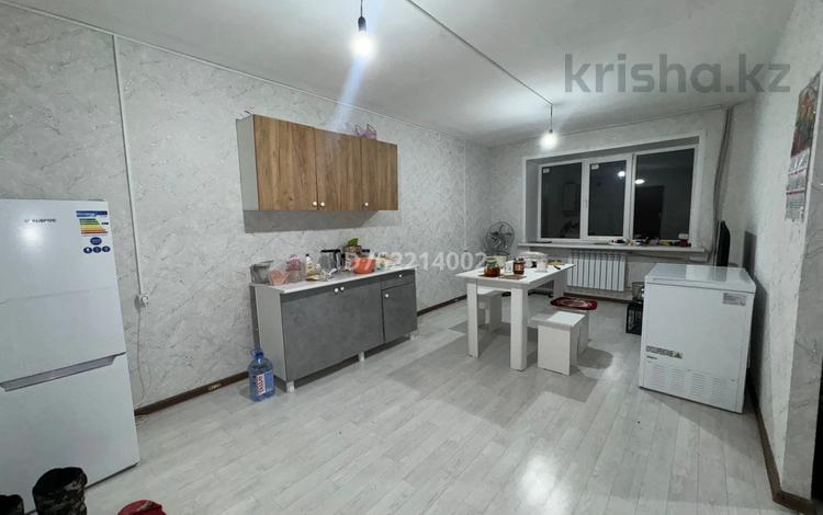 1-комнатная квартира · 34.5 м² · 2/5 этаж, Казахстан 161 за 10.1 млн ₸ в Усть-Каменогорске, Ульбинский — фото 2